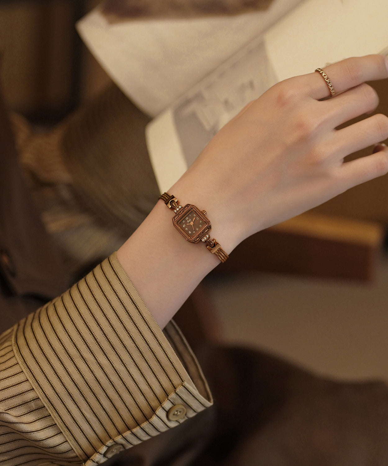 Coffee Alloy Zircon Tempered Glass Patchwork Chain Watches