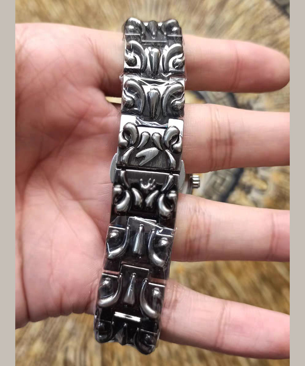 Green Stainless Steel Alloy Quartz Movement Alien Watches