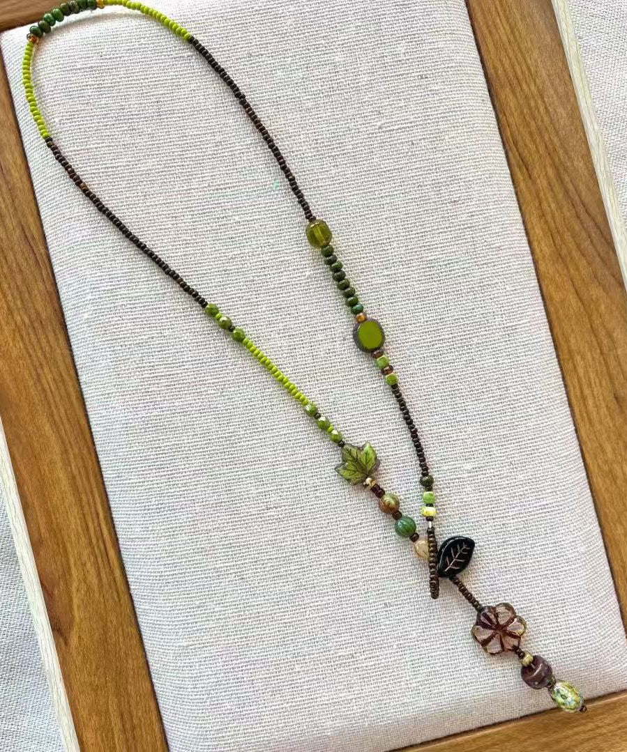 Green Hand Woven Beading Lariat Necklace Qu023
