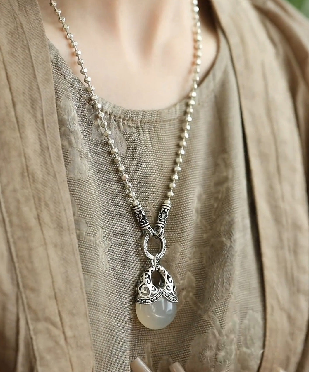 White Sterling Silver Chalcedony Round Bead Pendant Necklace