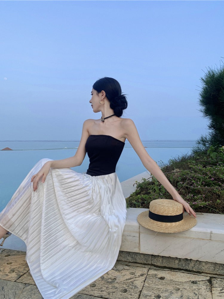Off-shoulder Pleated Maxi Dress Flowing Summer Outfit