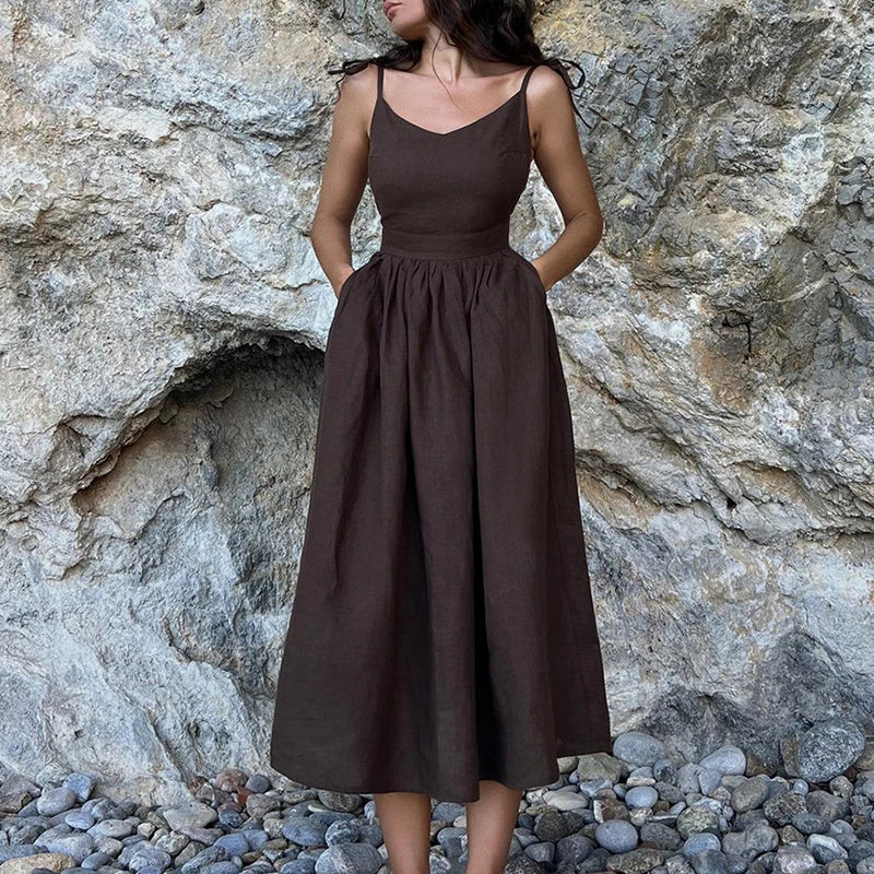 New Summer Spaghetti Strap Beach Dress Vneck Hollow Pleats Long Dress Backless Pocket Holiday Dresses