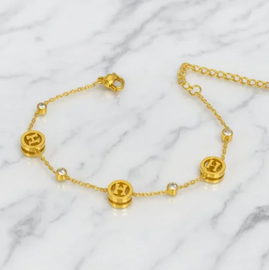 "hallie" Adjustable Gold Bracelet