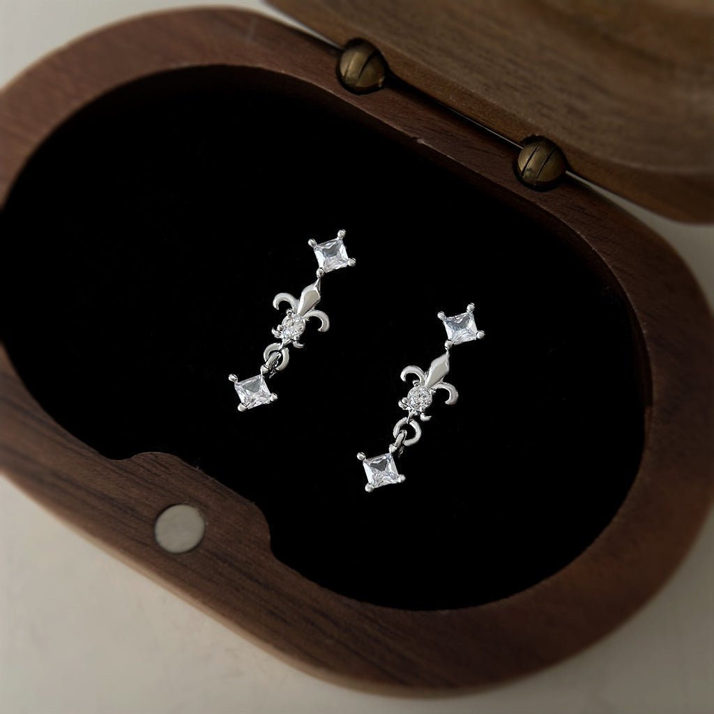 Florentine Iris Earrings
