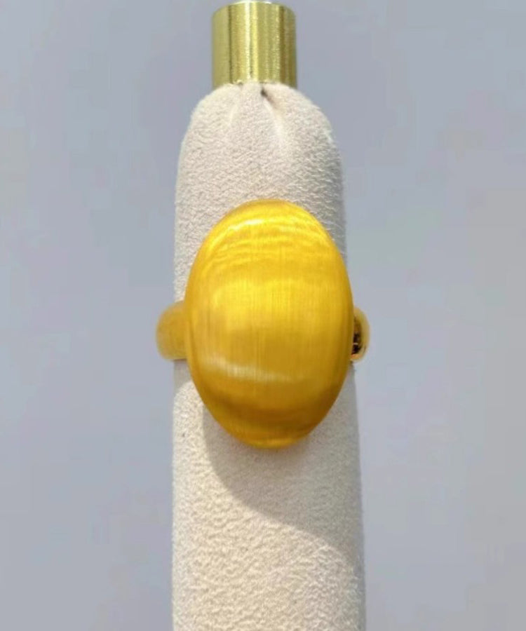Modern Yellow 14k Gold Pigeo Egg Shaped Rings