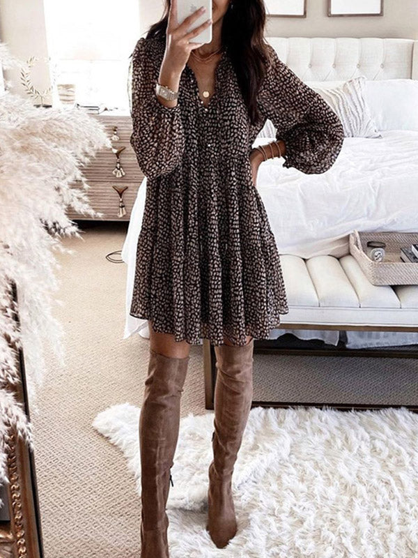 Long Sleeves Loose Buttoned Leopard Pleated V-neck Mini Dresses