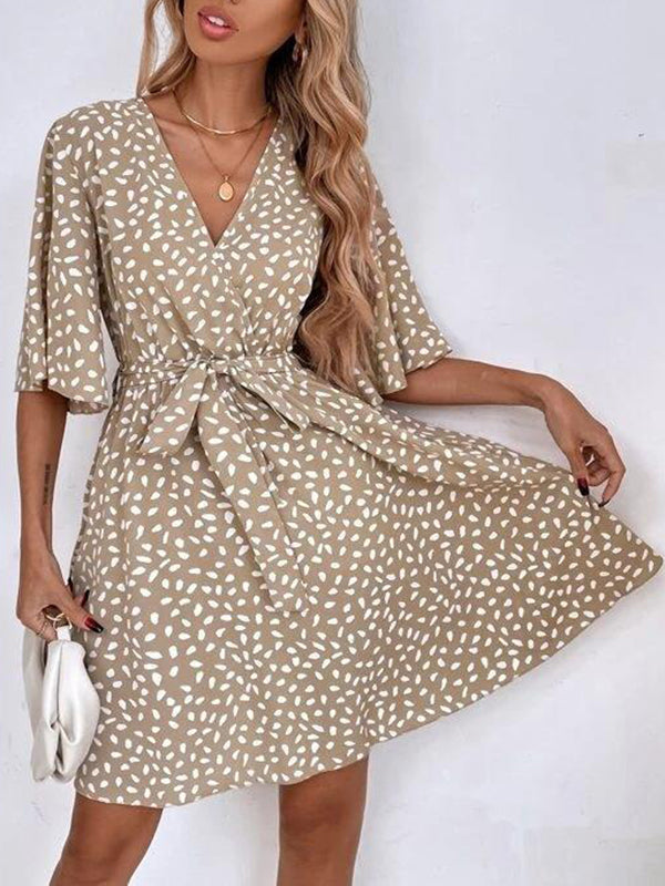 Half Sleeves Loose Pleated Printed Ruffled Tied Waist V-neck Mini Dresses