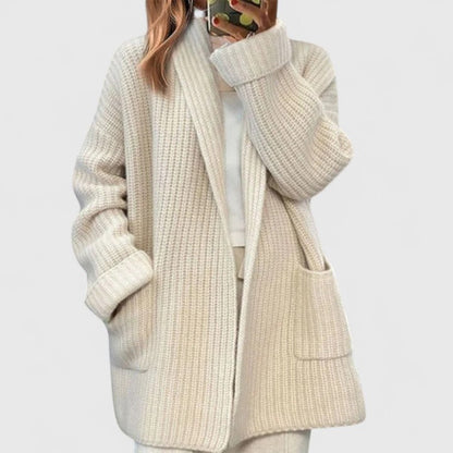 Virellayne – Comfortable Cardigan