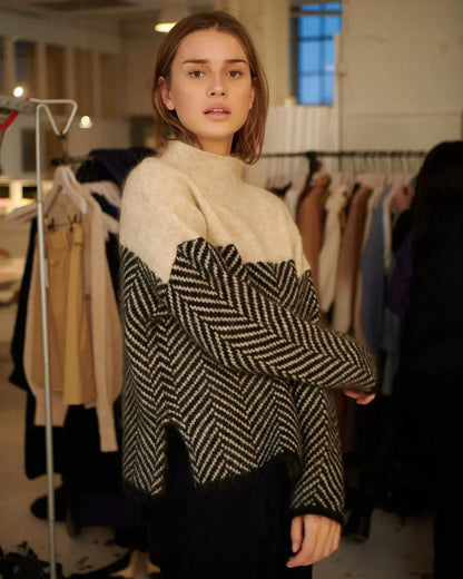 Hartley - Harbor Turtleneck Sweater