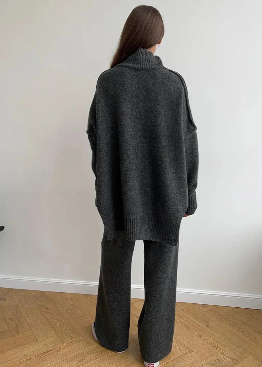 Luxe Comfort - Oversized Knit Sweater and Pants Set