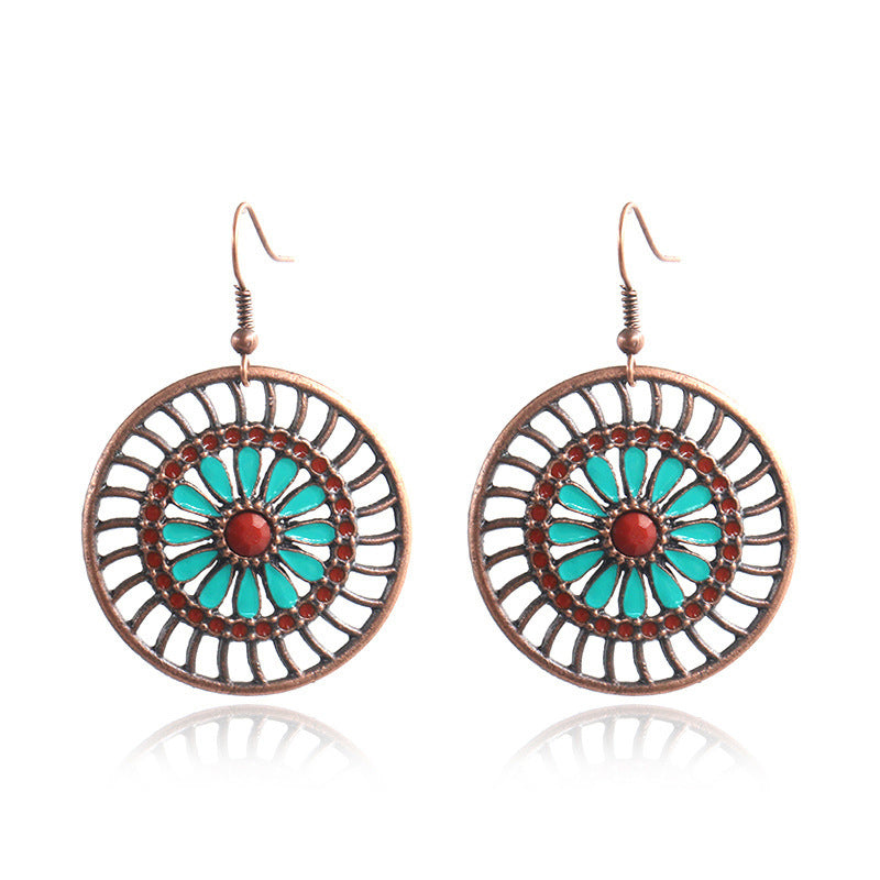Round Cutout Flower Earrings