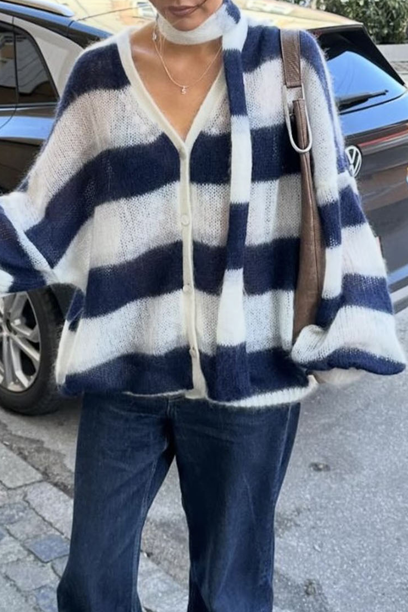 Stripe Buttons Weave Contrast V Neck Cardigans(4 Colors)