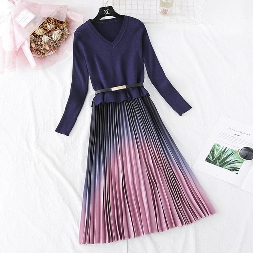 Boutique Navy V-neck Patchwork Gradient Pleated Hem Long Sleeve Sweater Dress