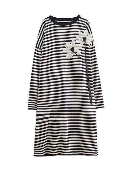 A-line Long Sleeves Contrast Color Flower Print Keep Warm Striped Round-neck Midi Dresses