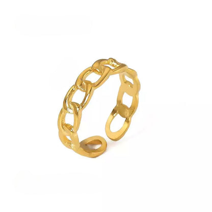 Bailee 18k Pleated Geometric Band Ring