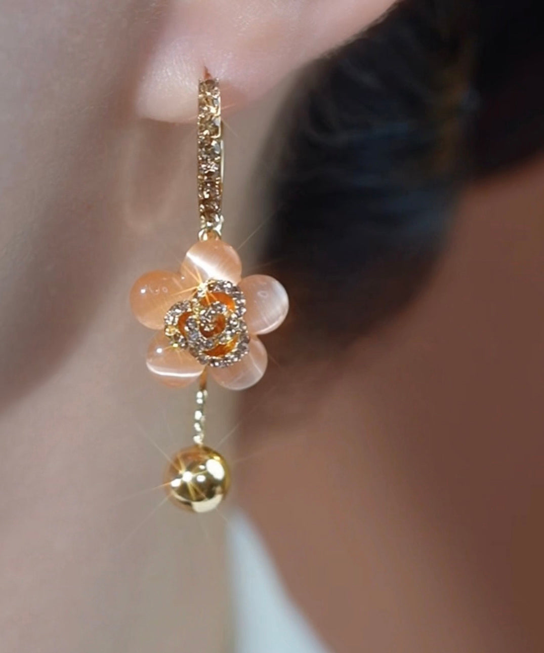 Fine Gold Alloy Zircon Cat Eye Stone Drop Earrings