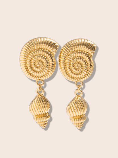 Zhuri Pearl Conch Studs