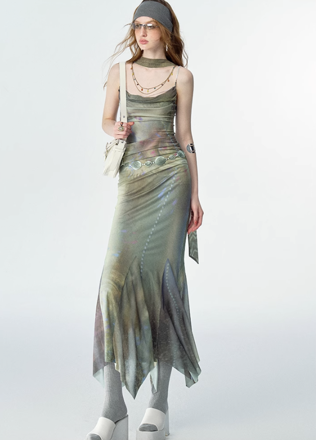 Luxe Diamond Chain Print Dress