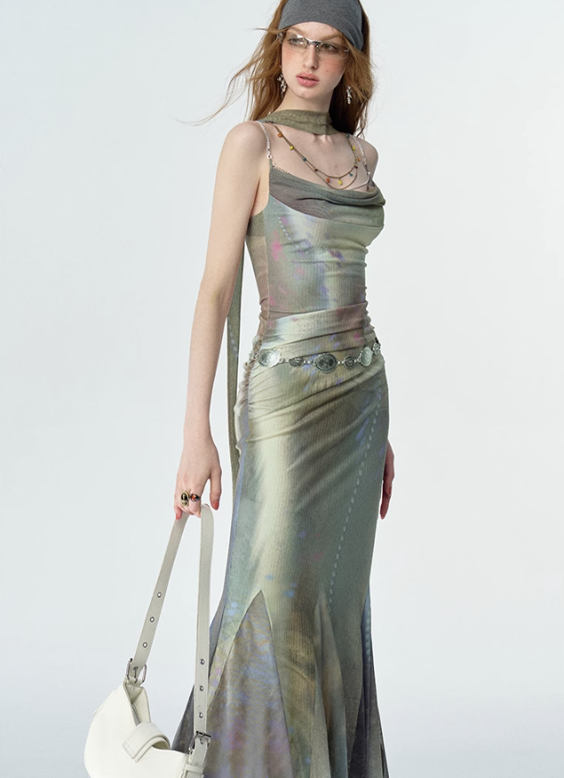 Luxe Diamond Chain Print Dress