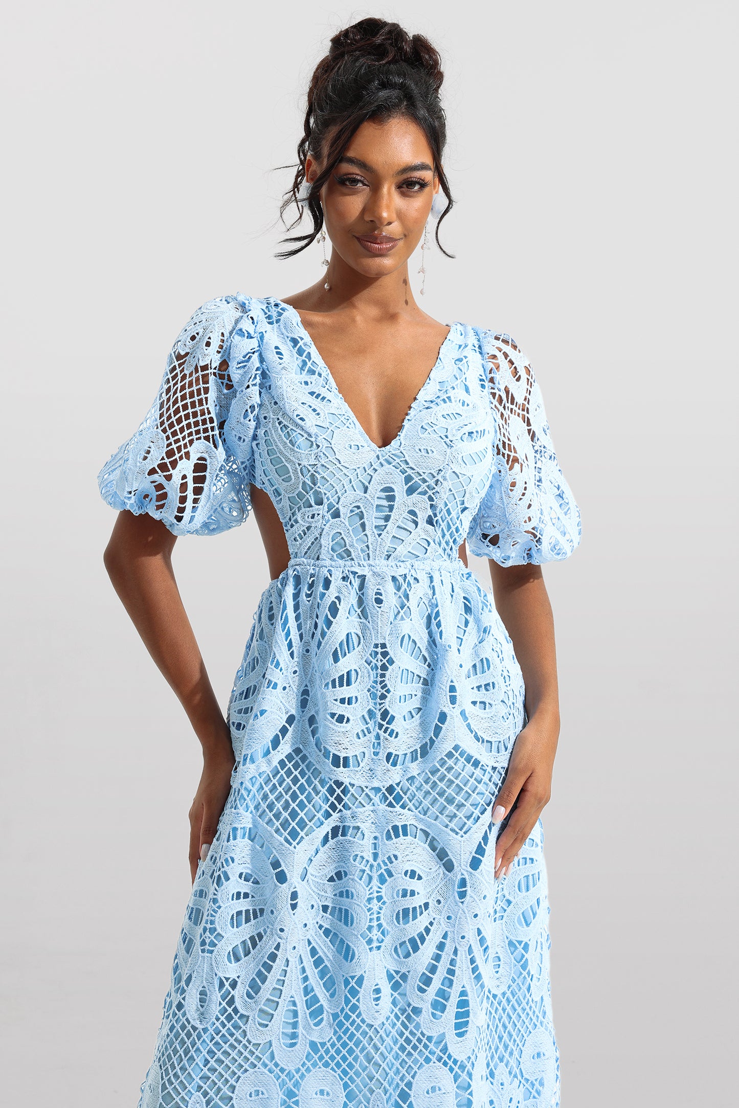 Lace V-neck Cut-out Midi Dress Blue