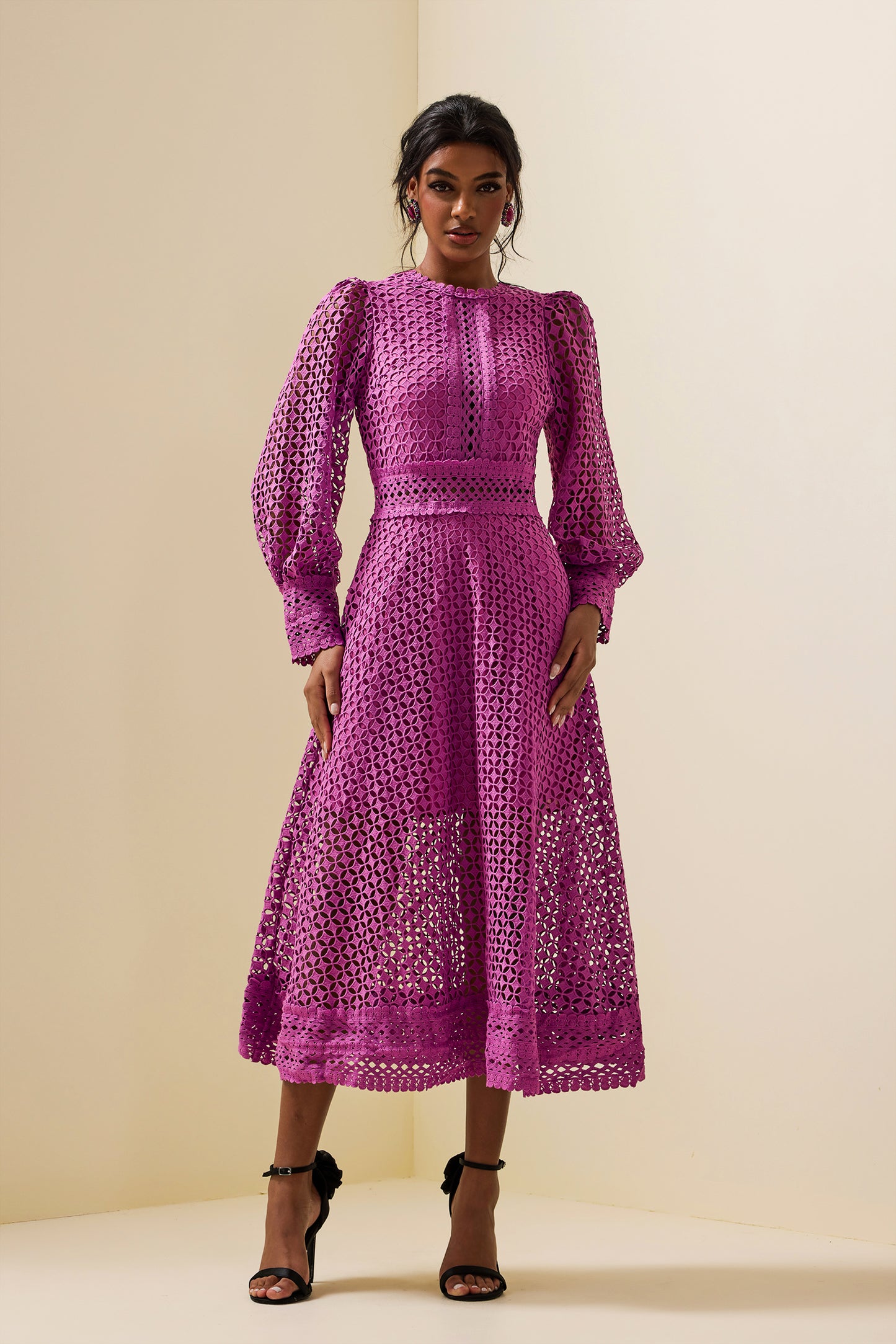 Lace Lantern Sleeve Midi Dress