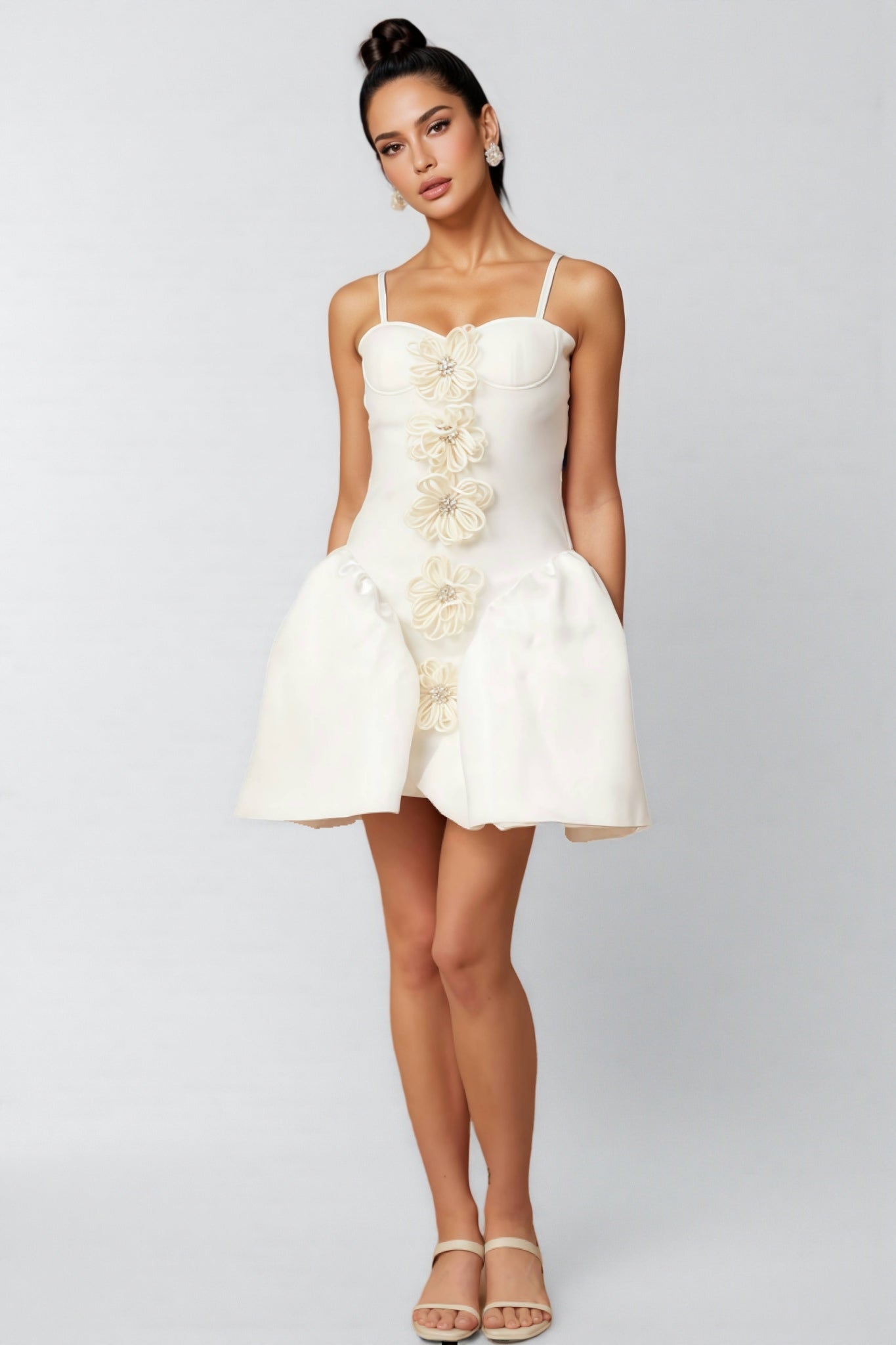Juyce White 3d Mini Dress