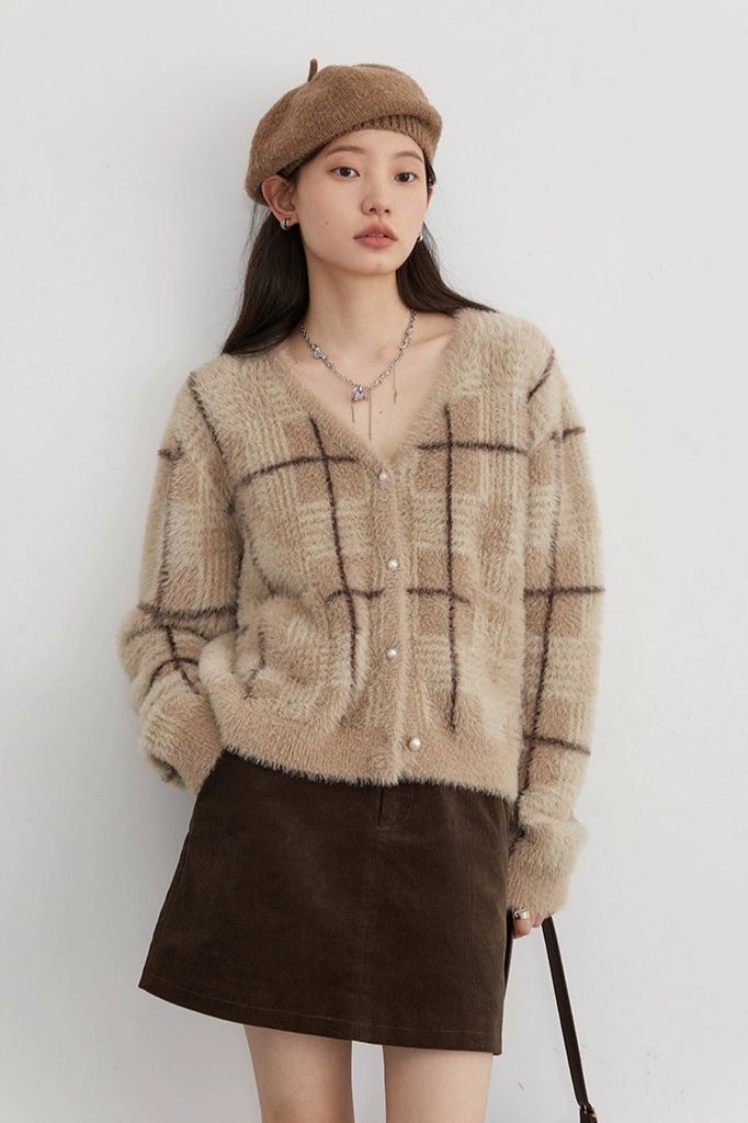 Plaid Fuzzy Cropped Cardigan