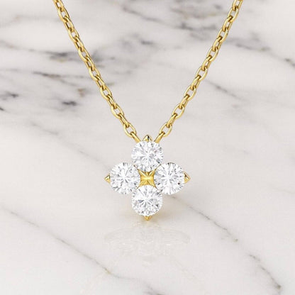"hampton" Lab Diamond Clover Necklace
