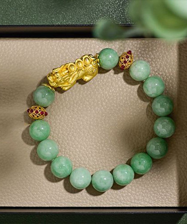 Green Overgild Jade a Mythical Wild Animal Bracelet