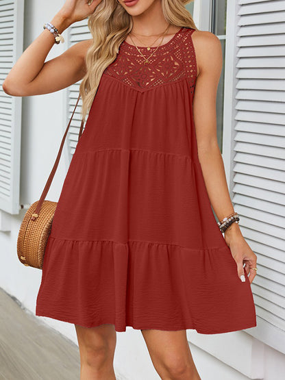 Loose Sleeveless Hollow Pleated Color Split-joint Round-neck Mini Dresses