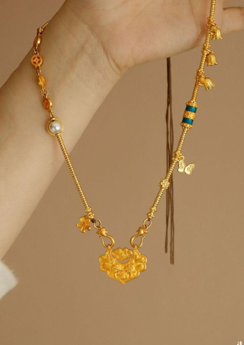 Fine Ancient Gold Butterfly Peal Pendant Necklace