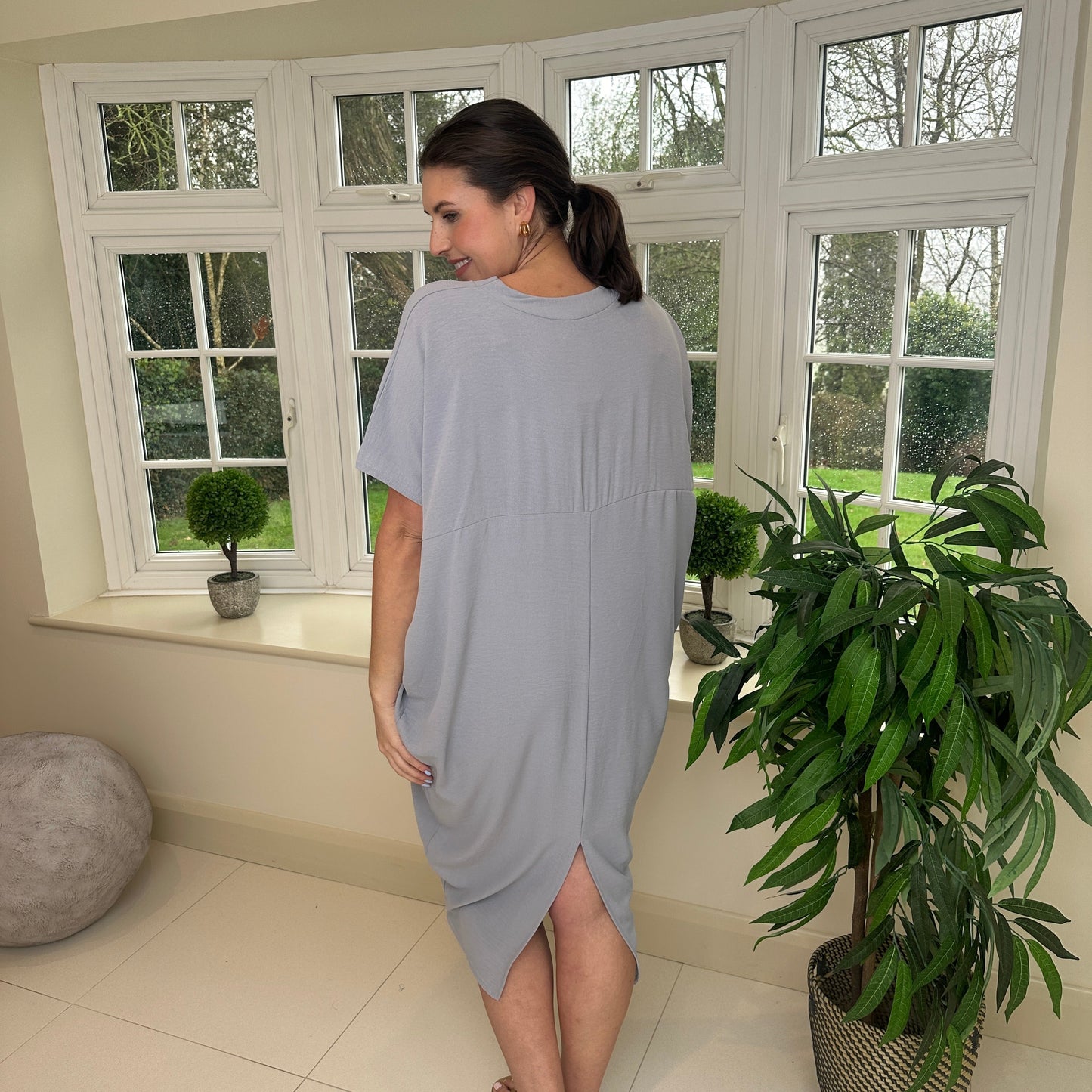 Tanya - V-neck Maxi Dress