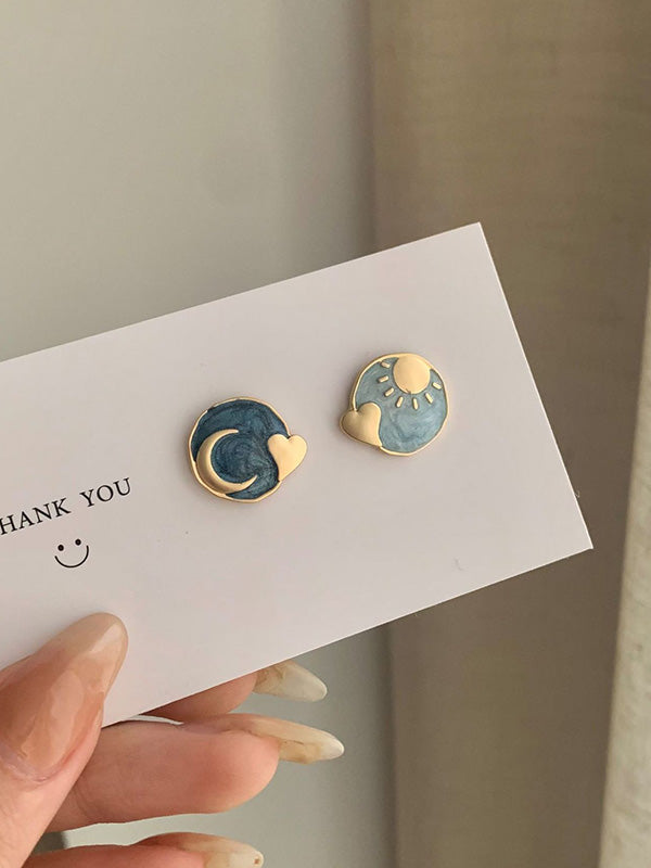 Asymmetric Sun Moon Shape Earrings