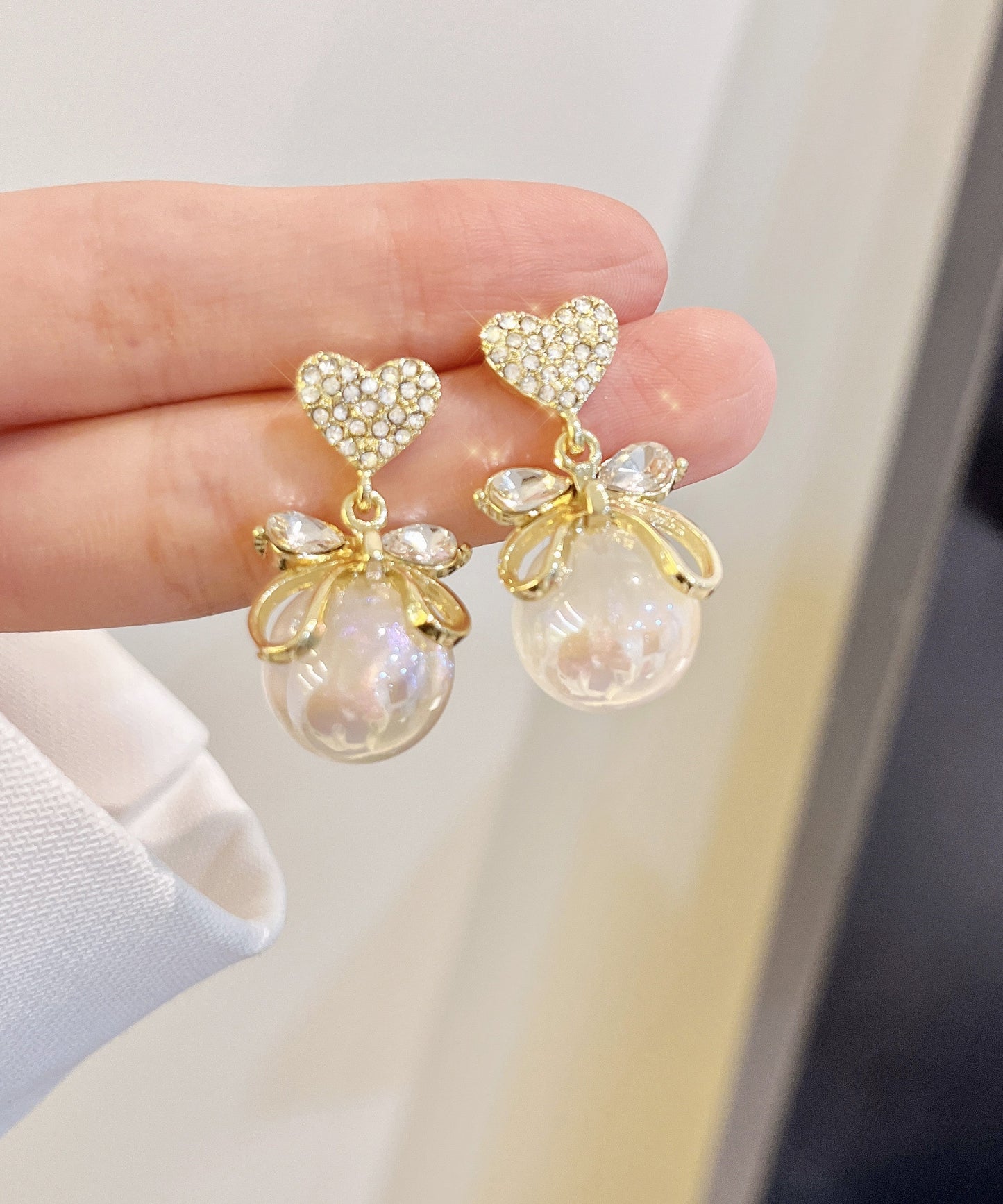 Gold Alloy Zircon Pearl Bow Love Drop Earrings