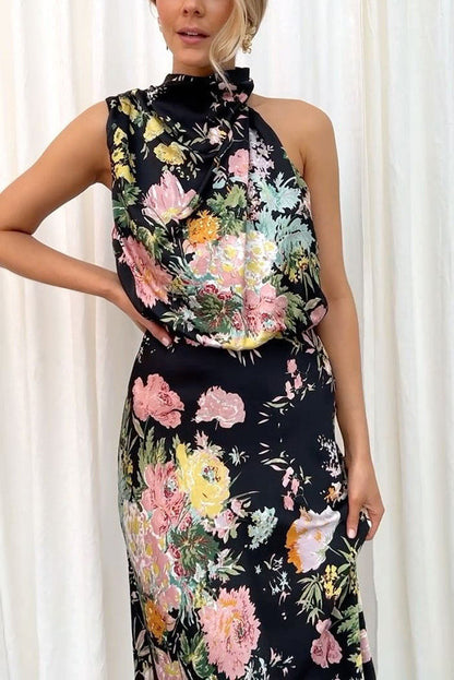 Wine Country Dates Halter Neck Maxi Dress