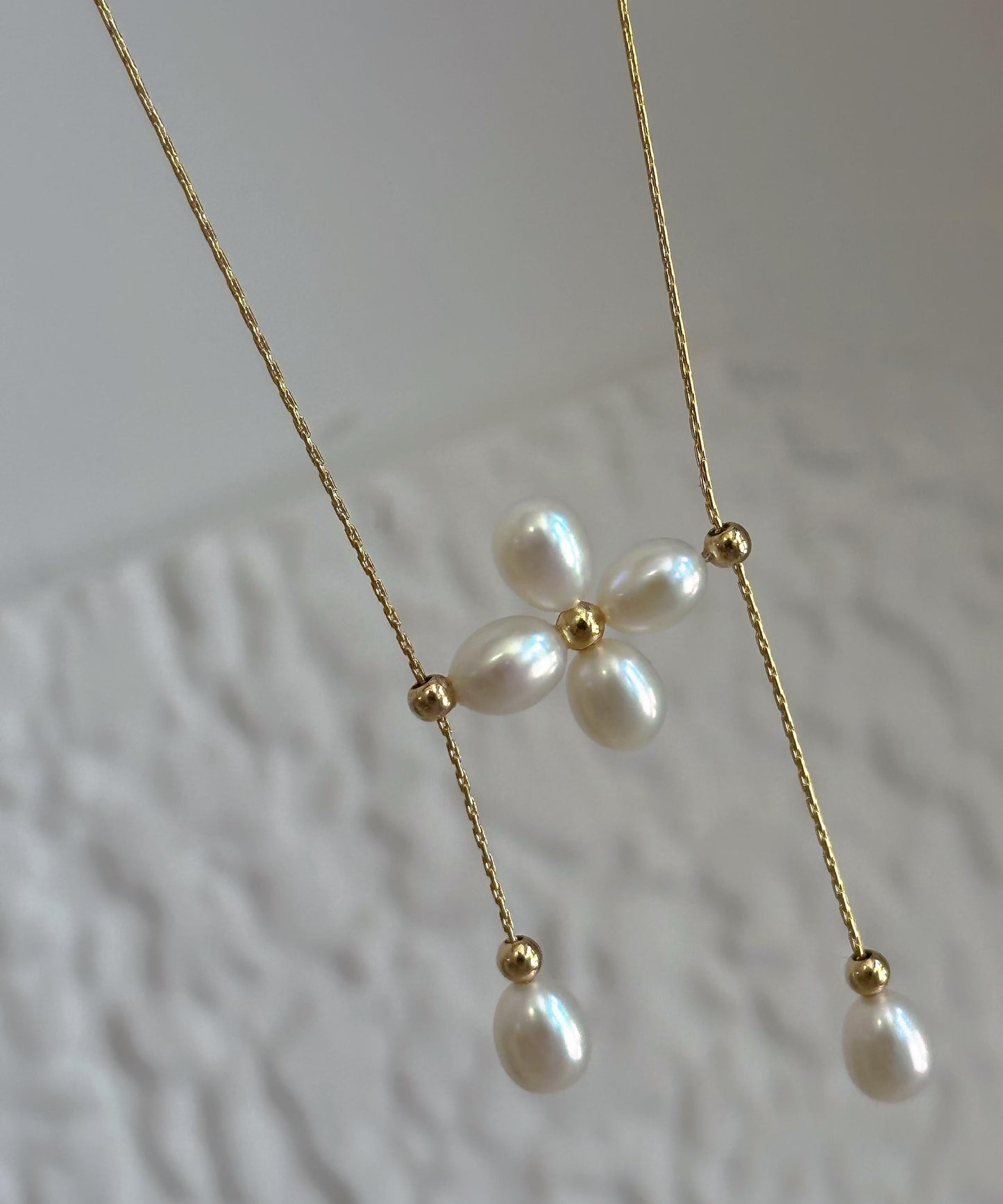 Classy Gold Metal Pearl Adjustable Pendant Necklace