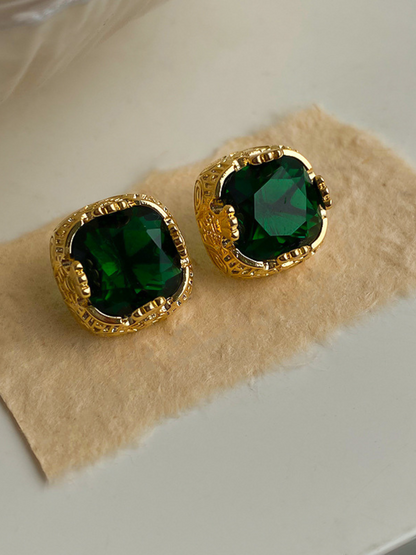 Amoura Stud Earrings