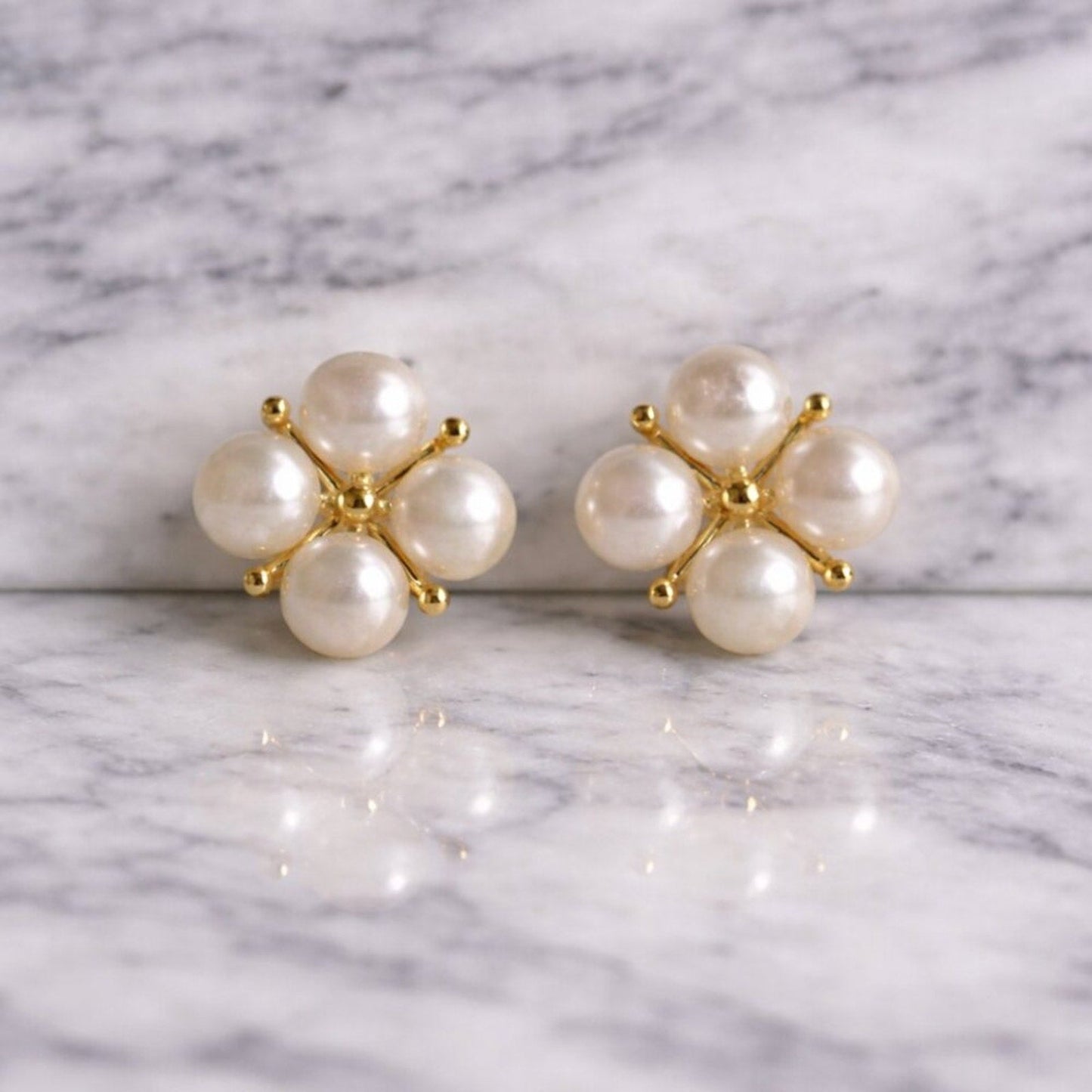 "ashlyn" Pearl Earrings