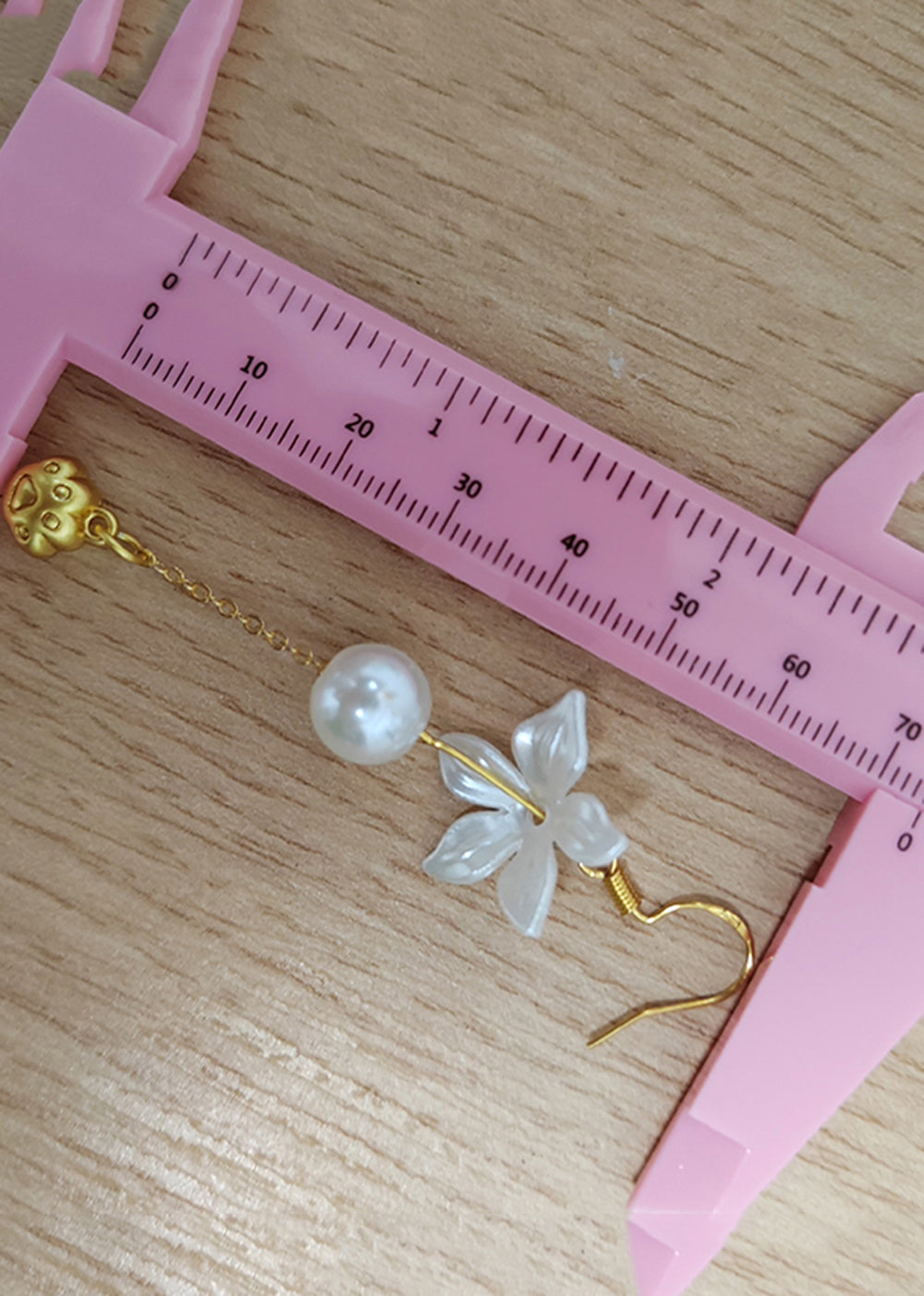 Cat's Paw 14k Gold Pearl Drop Earrings