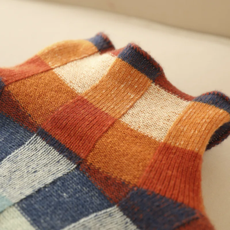 Emeline - Cozy Retro Sweater