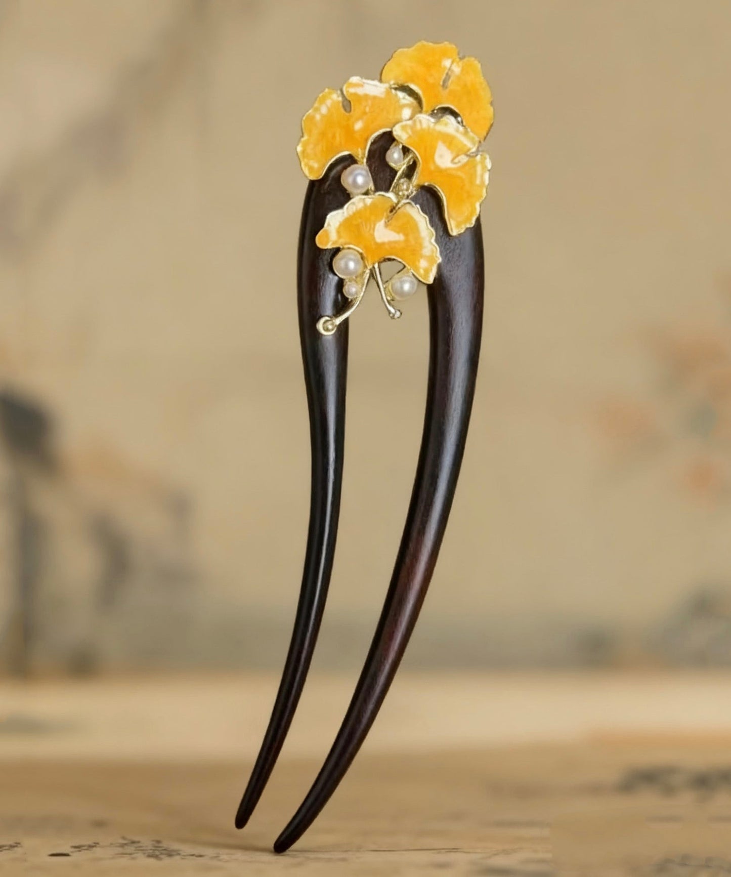 Retro Black Wooden Pearl U-shaped Hairpin
