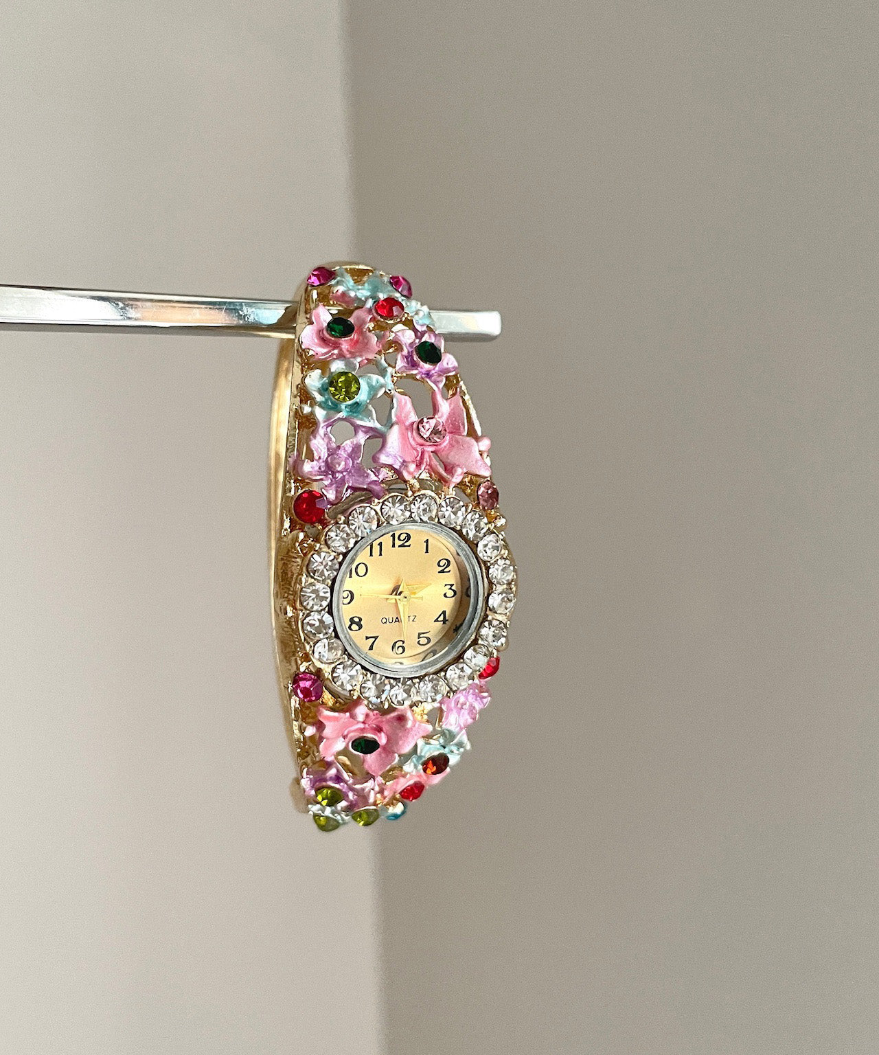 Gold Pink Alloy Zircon Cloisonne Watches