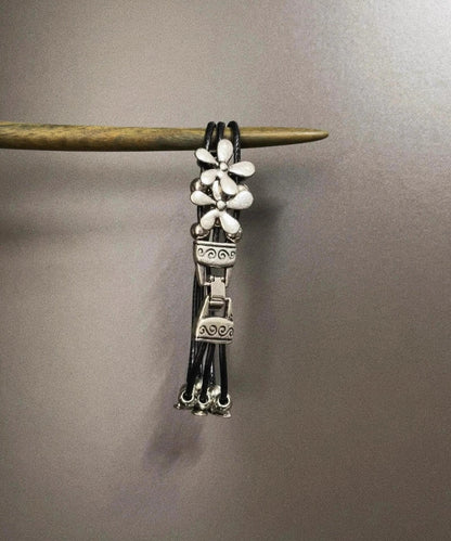 Retro Silk Stainless Steel Alloy Bracelet