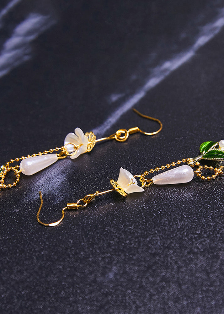 Water Droplet Pearl Green Leaf Drop Earrings