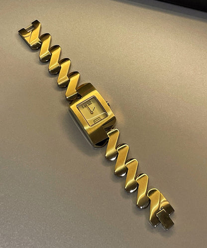 Stylish Gold Stainless Steel Graphic Watches
