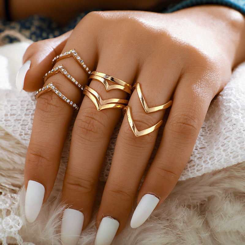Adjustable Personality Ring With Irregular Geometric Opening