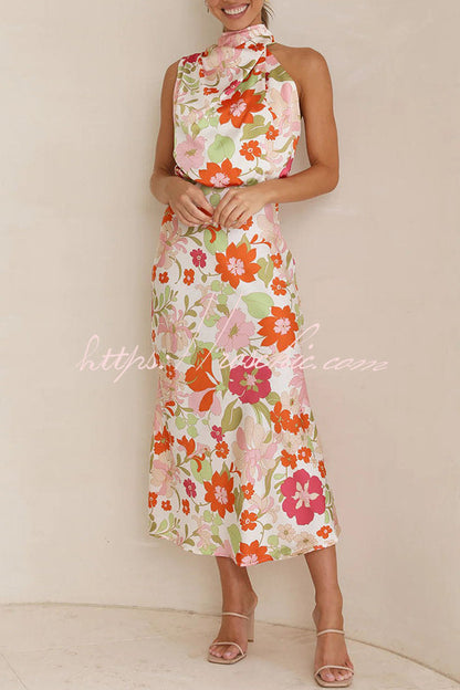 Fascinating Day Halter Neck Elastic Waist Maxi Dress