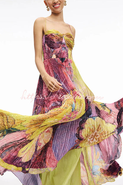 Vibrant and Bold Print Sweetheart Neck Pleated Maxi Dress