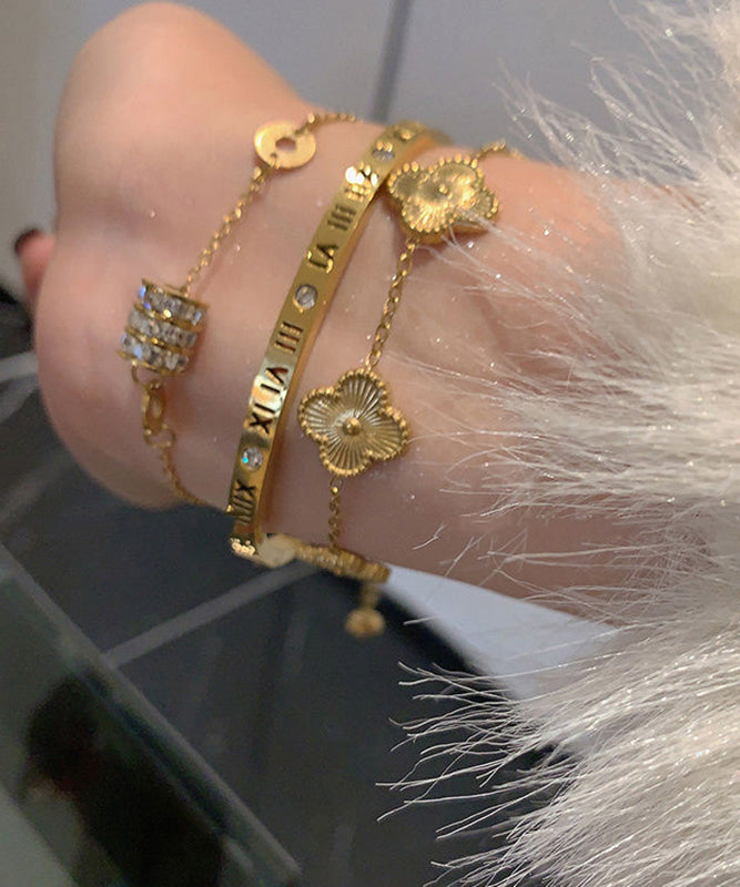 Vogue Gold Stainless Steel Alloy Zircon Graphic Four Leaf Clover Charm Bracelet Three-piece Set