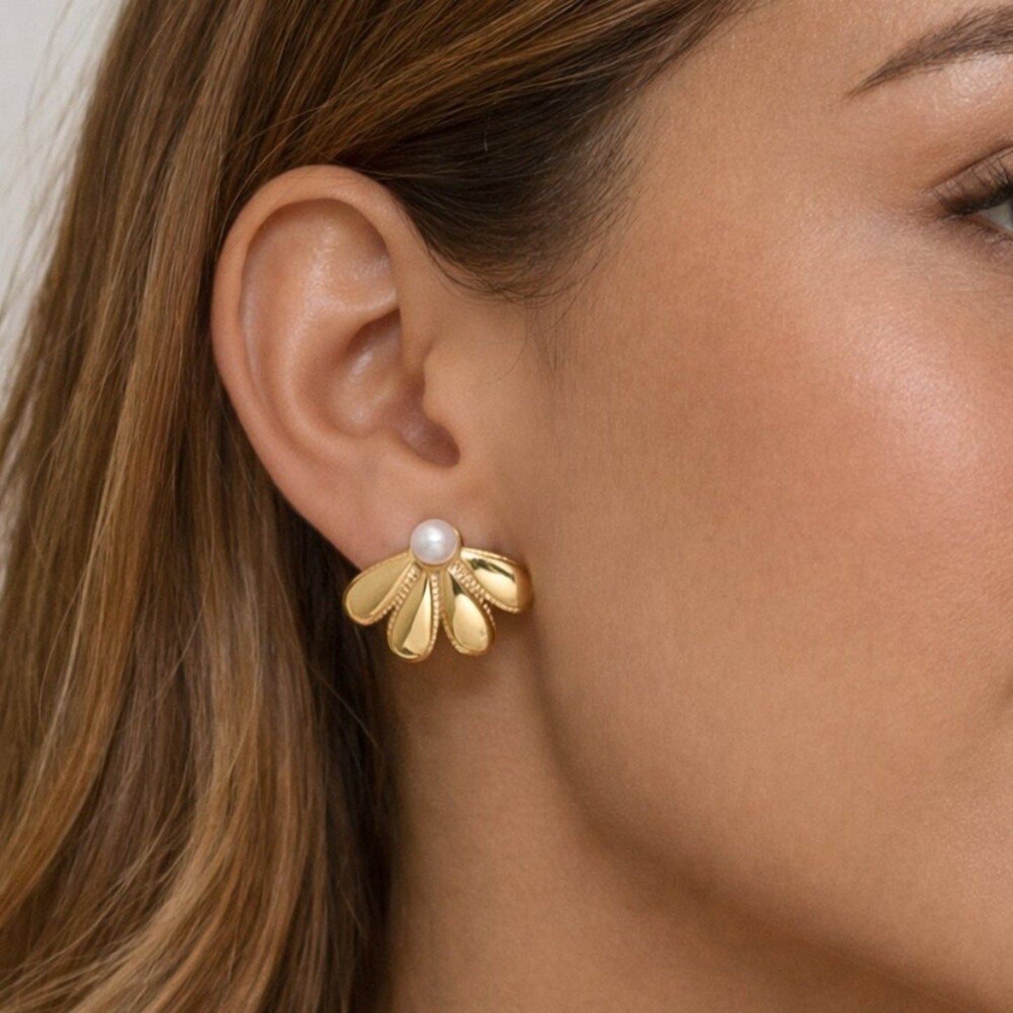 "devina" Waterproof Pearl Art Deco Earrings